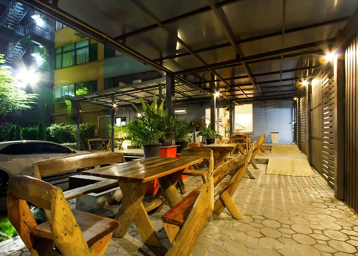 D Varee Xpress Makkasan Hotel