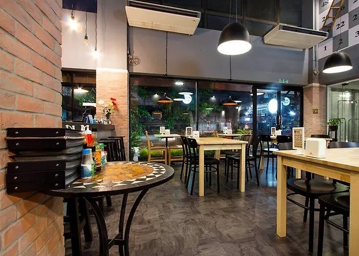 Hotel D Varee Xpress Makkasan Bangkok