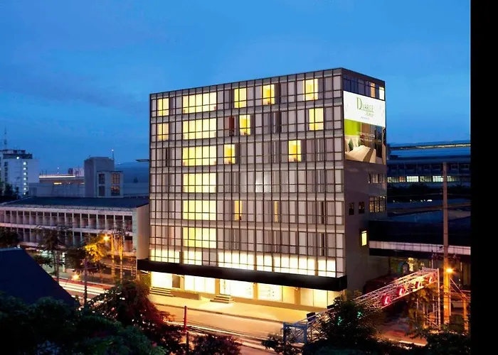 D Varee Xpress Makkasan 3* Bangkok