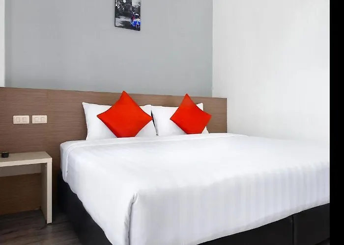 D Varee Xpress Makkasan